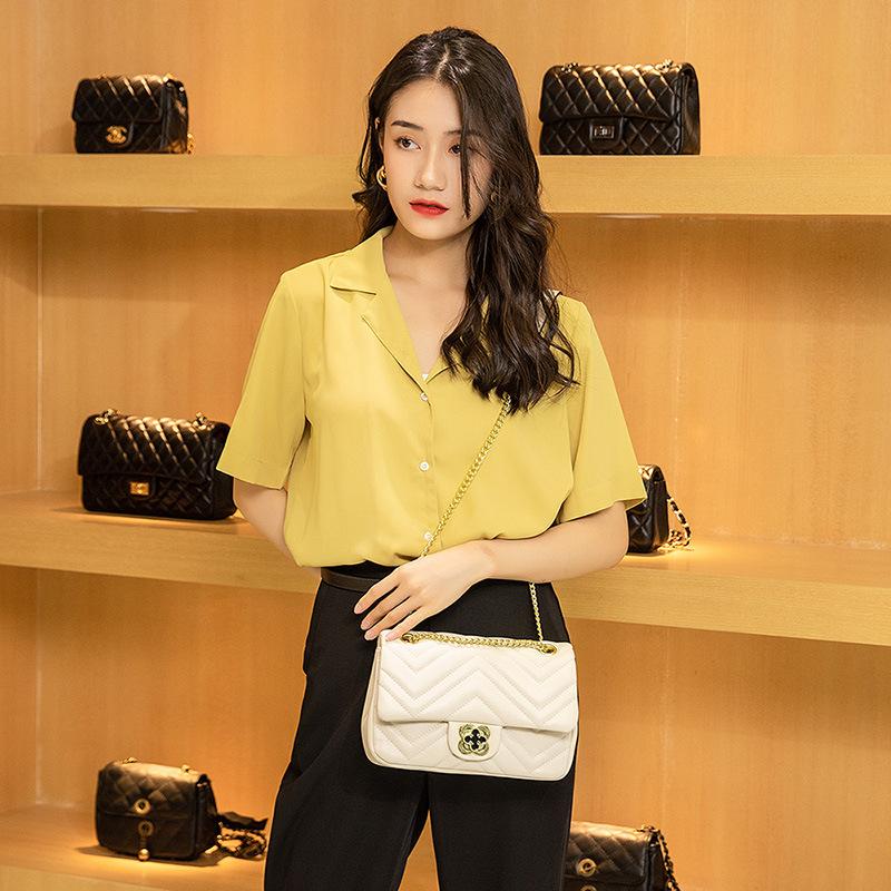 Korean Version of Easy to dress Summer New Product Single shoulder Armpit Bag Crossbody Small Square Bag Handbag Diamond Chain Bag Women
