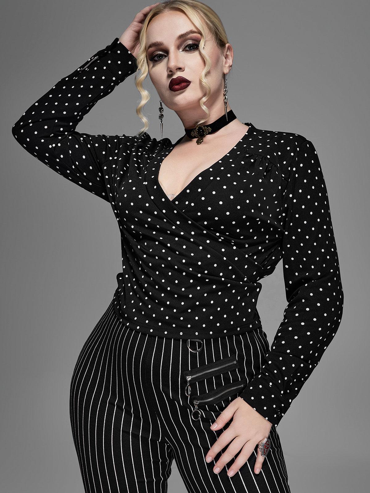 

Блузка Rosegal в готическом стиле с бантом в горошек и V-образным вырезом и рюшами S чёрный