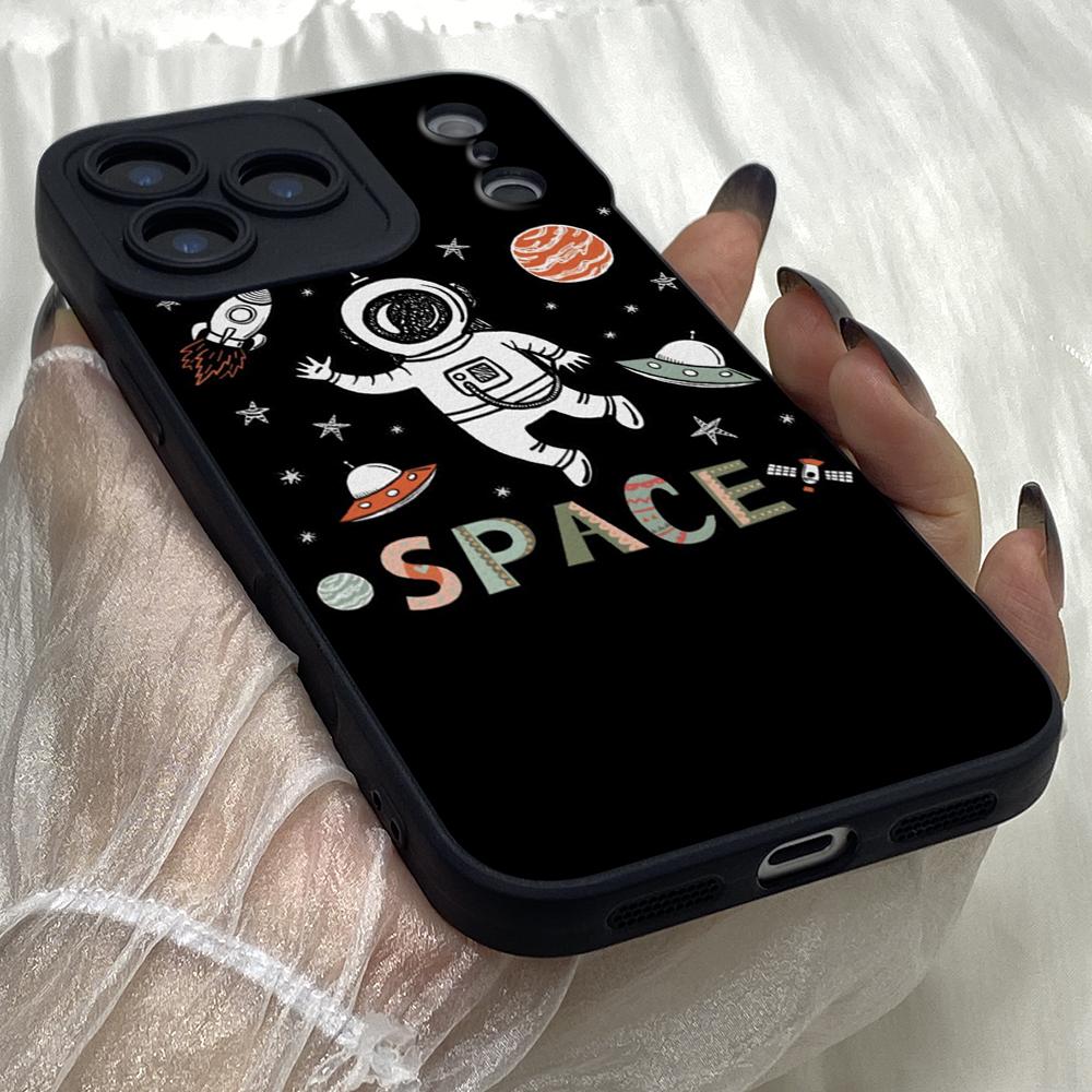 M613 Cute Little Astronaut In Space Angel Eyes Soft Phone Cases for iPhone Samsung Galaxy Xiaomi Rdemi Huawei Honor Infinix Realme Vivo All Model Case