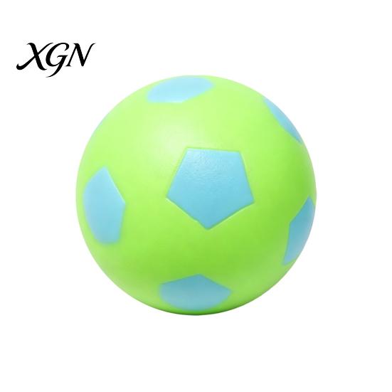 TPR-Material Stressball Fußball Basketball, Fidget Quetschball für Erwachsene Kinder, Weiche Dekompression Angstlinderung, Party Geburtstagsgeschenk Sensorisch