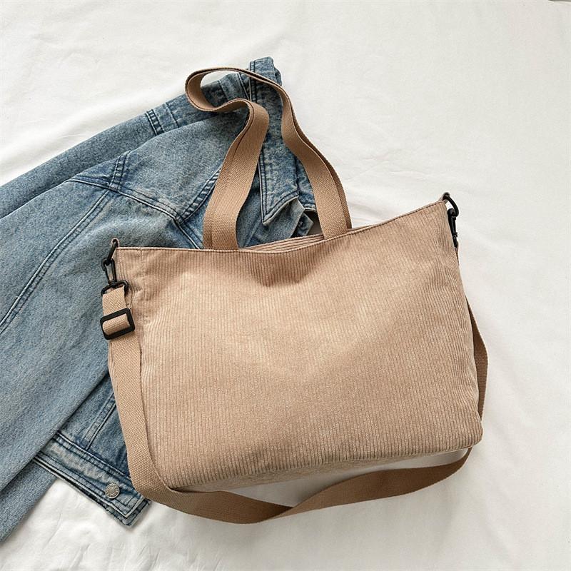 

Chic Red Handheld Tote Bag For Women Ideal For Casual Outings And Everyday Essentials хакі