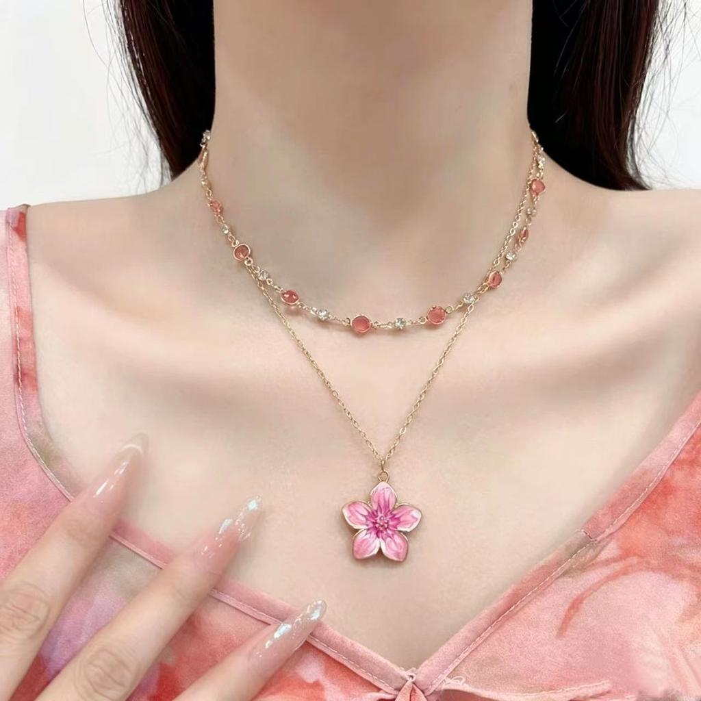 Dopamine sweet pink flower necklace spring atmosphere super fairy collarbone chain niche design high-end necklace