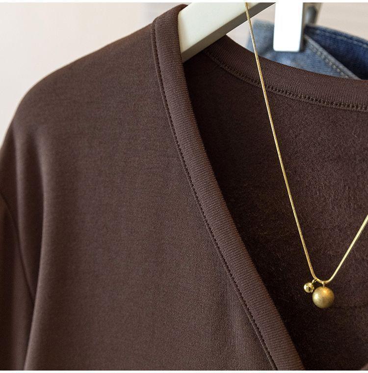Plus Size Women's Double-Sided Velvet V-Neck Top: Autumn/Winter, Long Sleeve, Loose & Slimming Design, Hides Flaws