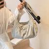 Drawstring Large Capacity Nylon Shoulder Bag 2026 New Casual Girl Commuter Bag Versatile Light Student Messenger Bag