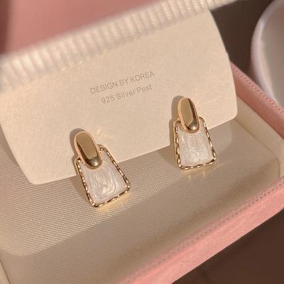 Witte Emaille Trapezium Kleine Oorbellen voor Vrouwen Geometrische Statement Stud Oorbellen Goudkleurig Ovaal Bovenkant Ongewone Oorbellen brincos