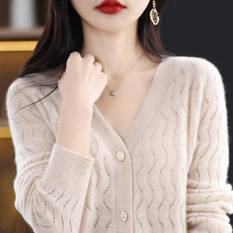 100% Pure Wool V-Neck Jacquard Cashmere Cardigan for Women - Early Spring Collection