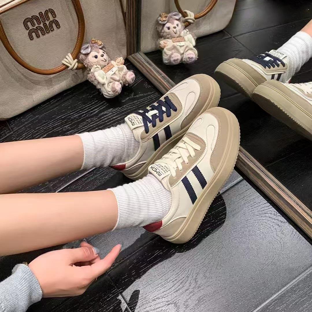 

Retro contrasting color splicing platform women s new comfortable and lightweight round head lace-up casual board shoes 35