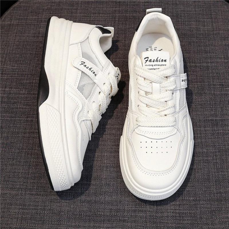 Kleine weiße Schuhe Damen vielseitig Mesh atmungsaktiv flache dicke Sohle 2025 Frühling und Herbst dünn neu explosiv lässig Papa Sport Board Schuhe