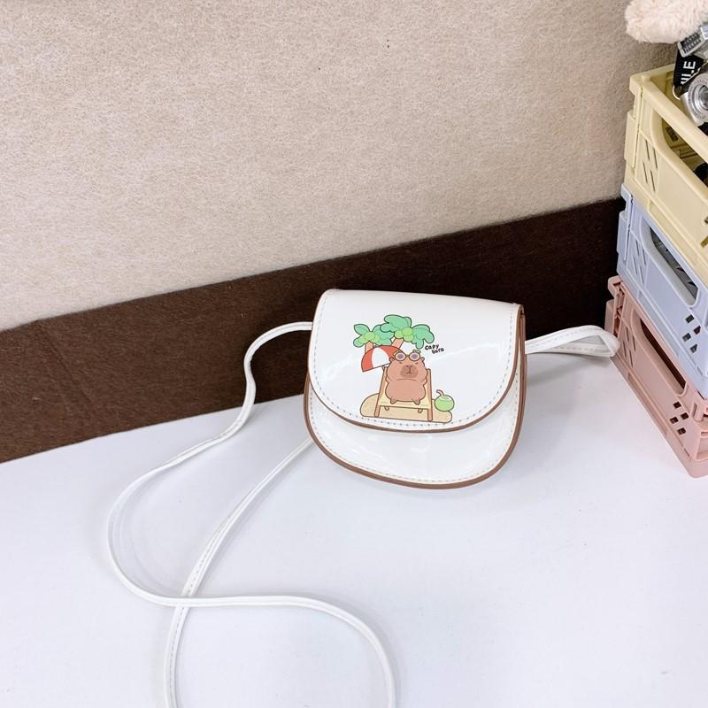 

Capybara Pattern Print Kids Shoulder Bag With Breathable Pu Material For Daily Use Beach