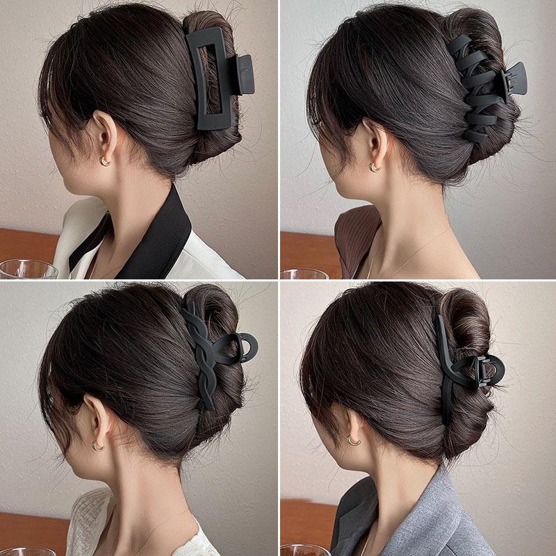 Black Series Big Hair Clip for Women Simplicity Ponytail Clip Women Shark Clip Girl Hair Clamp