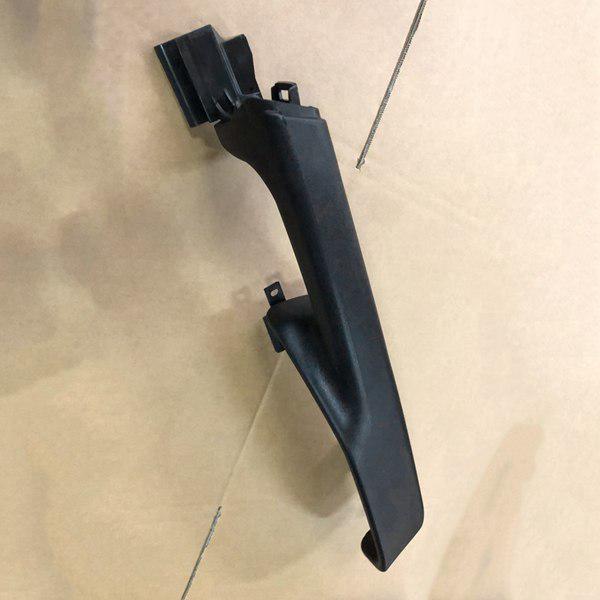 12472876: Right Front Door Armrest Handle Replacement for Chevrolet none