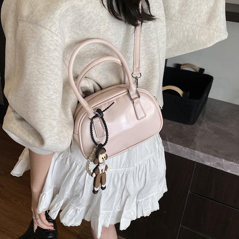 Premium Sense Niche Bag Women 2025 New Spring and Summer Fashion Casual Shoulder Messenger Bag Portable Bowling Bag