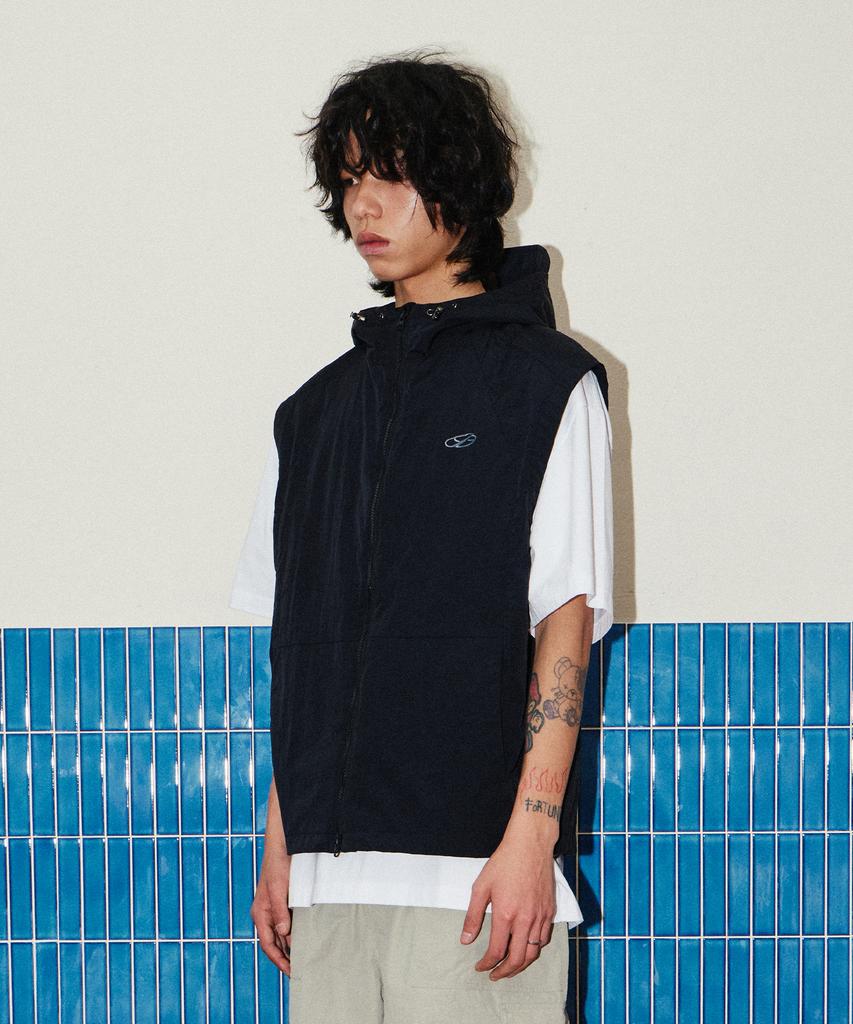 1993Studio Symbol Logo Nylon Hooded Vest_Black