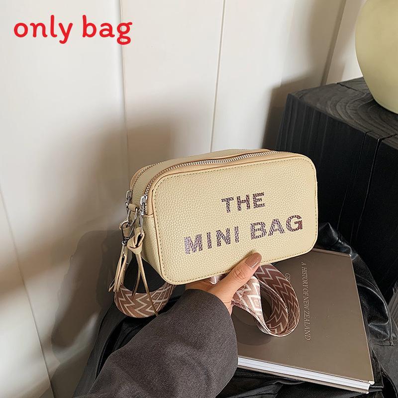 Simple Solid Color Gold Letter Printed Women Large Capacity Casual Shoulder Bag For Casual Daily Use
