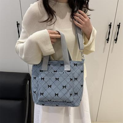 Summer New Simple and Fashionable Portable Tote Bag Popular Fashion Retro Commuter Shoulder Messenger Bag