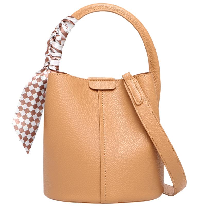 Summer small bucket bag women's high-end bag 2025 new niche vegetable basket women's bag super hot portable messenger bag