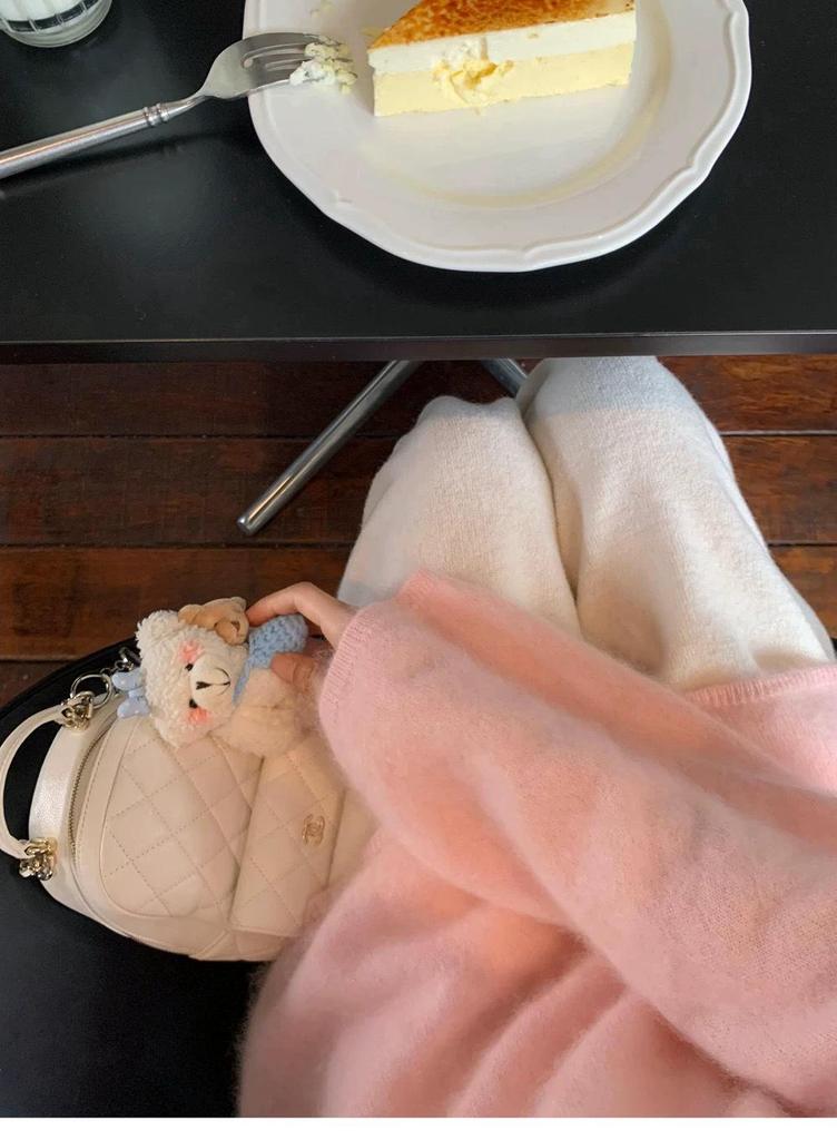 Pink 100% Pure Wool Women's Sweater: Loose, Soft Knit for Autumn/Winter 2026