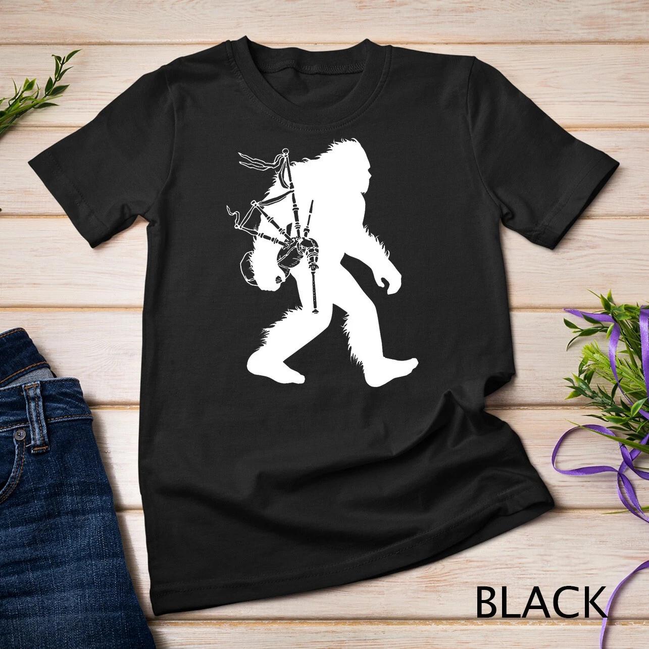 Bigfoot Bagpipes Irish Sasquatch Scottish Bagpiper T-Shirt Unisex T-shirt M
