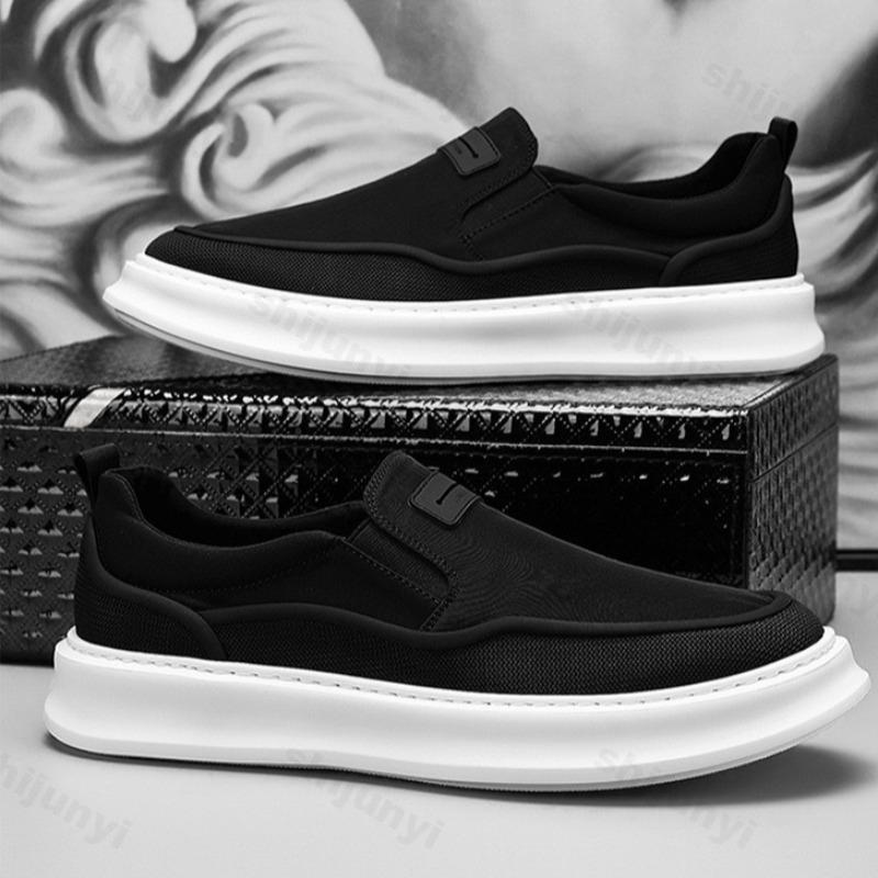 Men Retro Breathable Canvas Slip-On Shoes 2025 Low-Top Lightweight Casual Sneakers Youth Fashion Walking Footwear Non-Slip Sole