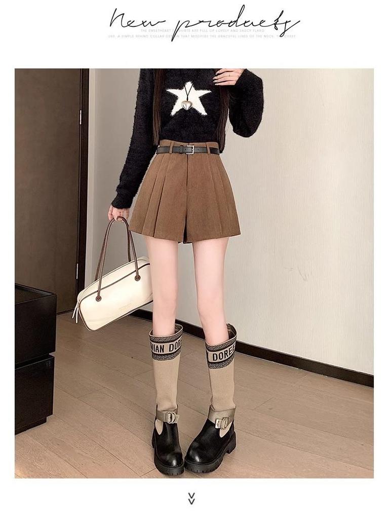 Women's High-Waist Pleated Wide-Leg Shorts for Autumn/Winter - Stylish A-Line Design