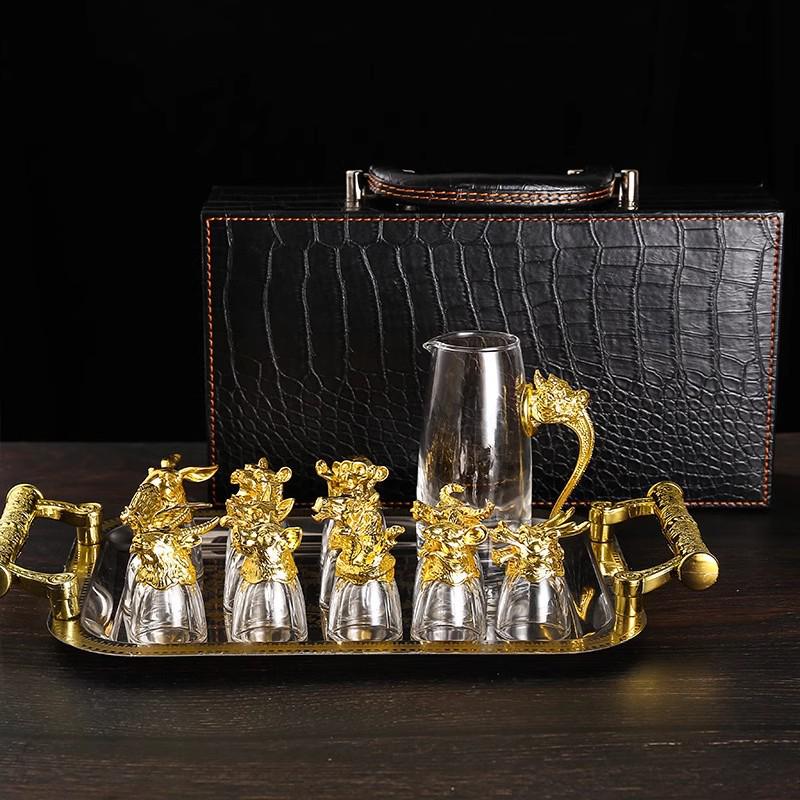 Set Decanter Vino Bianco Dodici Zodiaci Stile Cinese con 12 Bicchierini da Shot