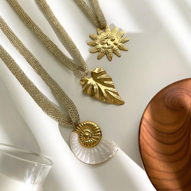 Stainless Steel Exaggerated White Resin Conch Leaf Sun Pendant Necklace For Women Trendy Knitted Mesh Belt Chain