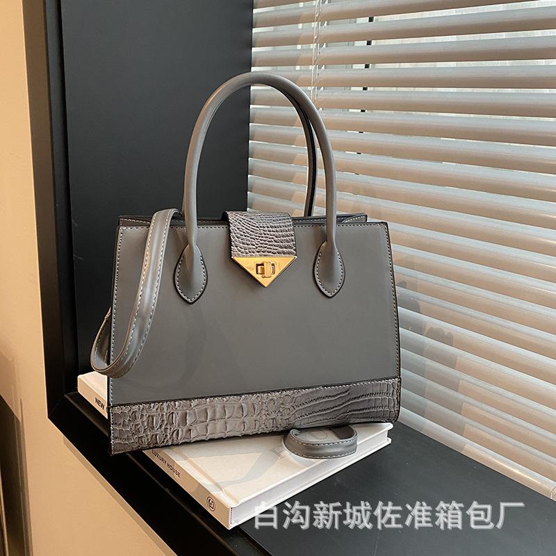 New autumn women's bags, fashionable splicing tote bags, high-end women's large-capacity one-shoulder oblique span handbags