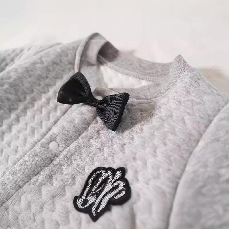 Salopetă pentru nou-născut - Bumbac gros, cald, pur pentru toamnă/iarnă