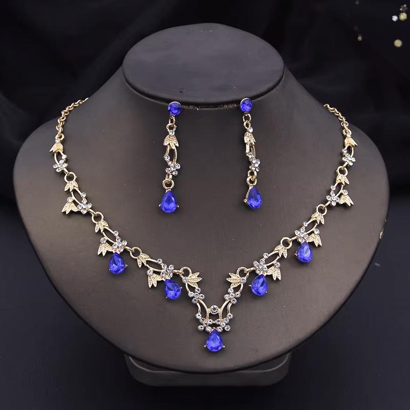 1 Set Of Fashionable Copper Inlaid Claw Chain Necklace, Earrings, Zircon Set, Women's Wedding Banquet Party Daily Necessities