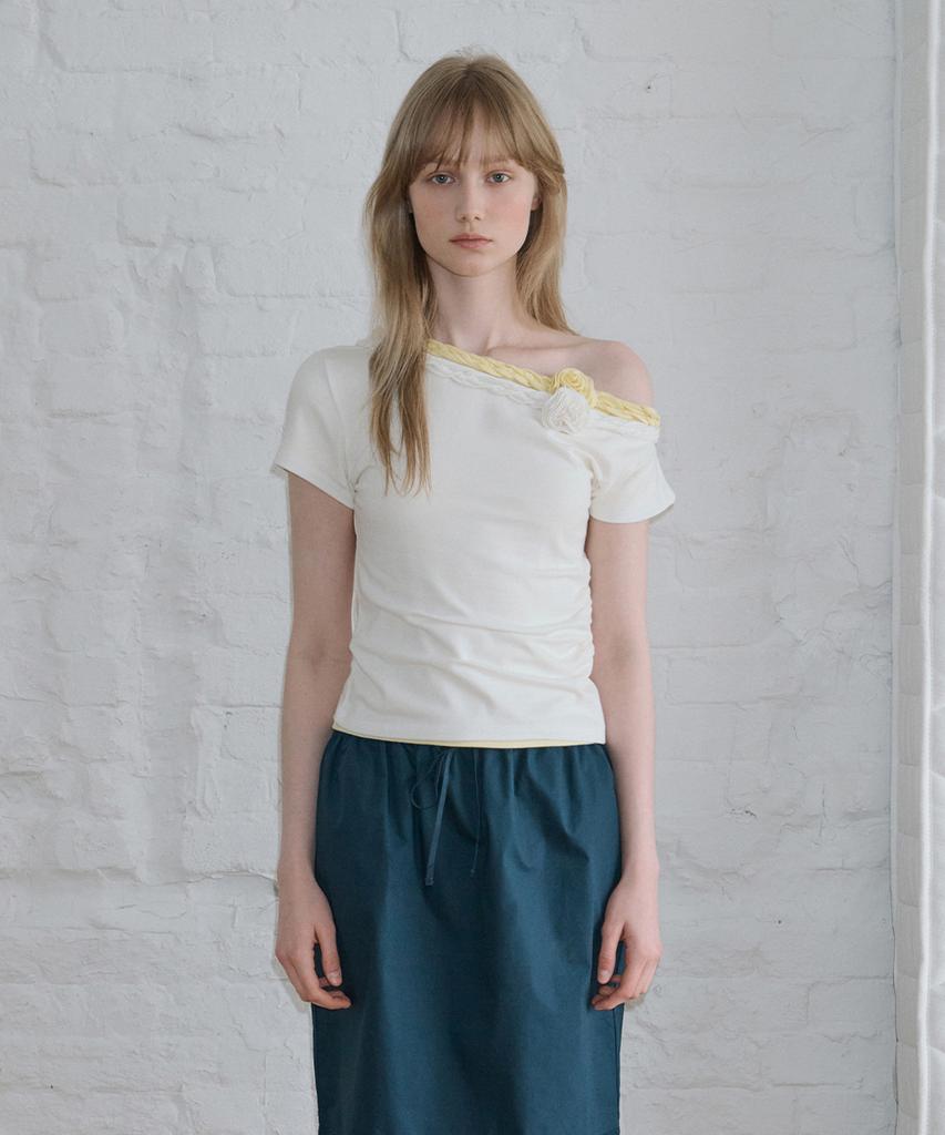 SINOON Braided One-Shoulder T-Shirt (Ivory)