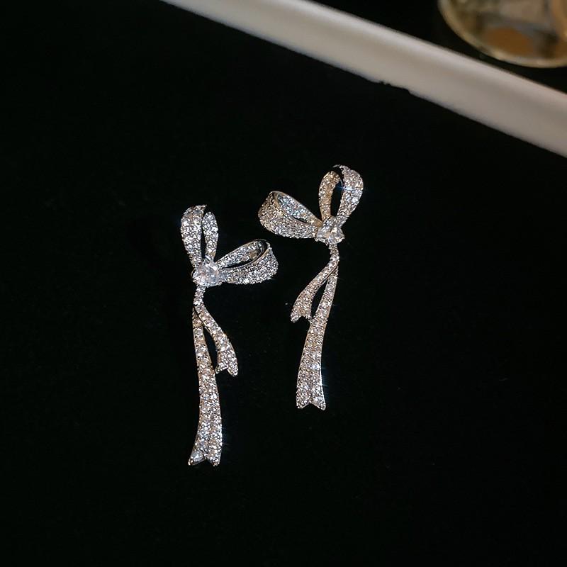 Silver Needle Korean Diamond Bow Earrings Versatile Fashion Temperament Earrings Niche Design Earrings Light Luxury Premium Sense