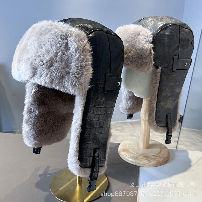 Leather Hat Lei Feng Hat Men's Winter Thickened Pilot Thermal Hat Women's Northeast Wind and Cold Cycling Ear Protection Locomotive Hat