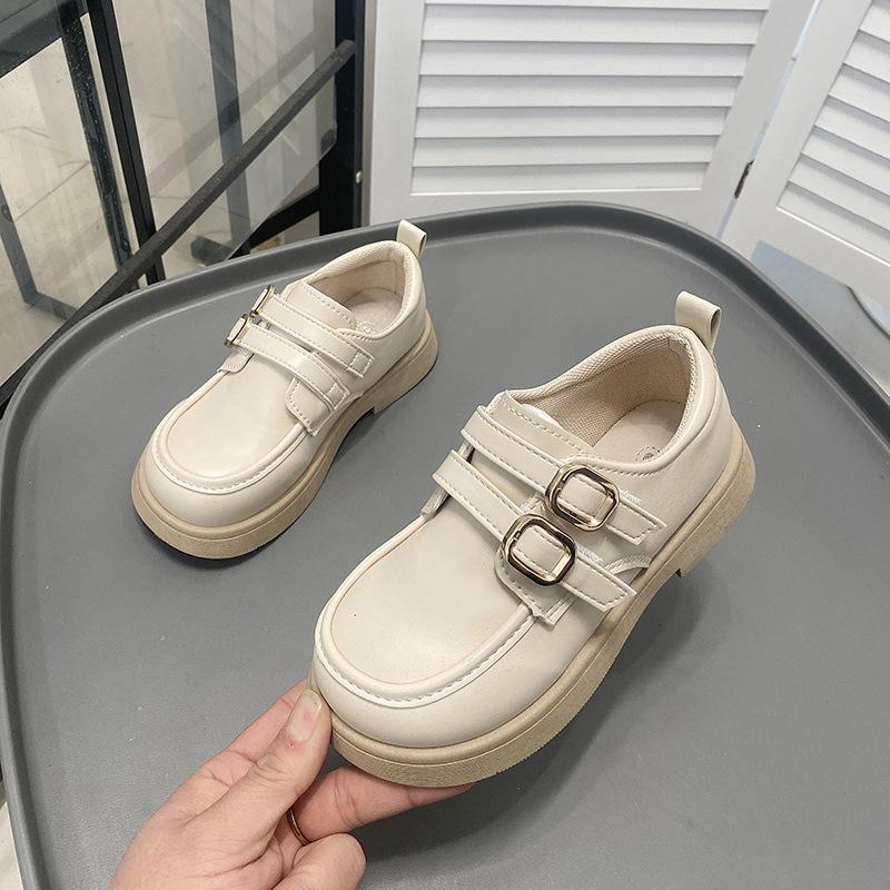 

Новые модные кожаные туфли в британском стиле для девочек на весну и осень с удобной мягкой подошвой 35 бежевый