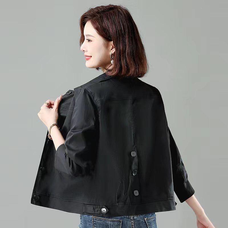 Kurzer, lockerer Freizeitmantel mit Reverskragen für Damen und Mädchen in Übergrößen – ideal für den Herbst