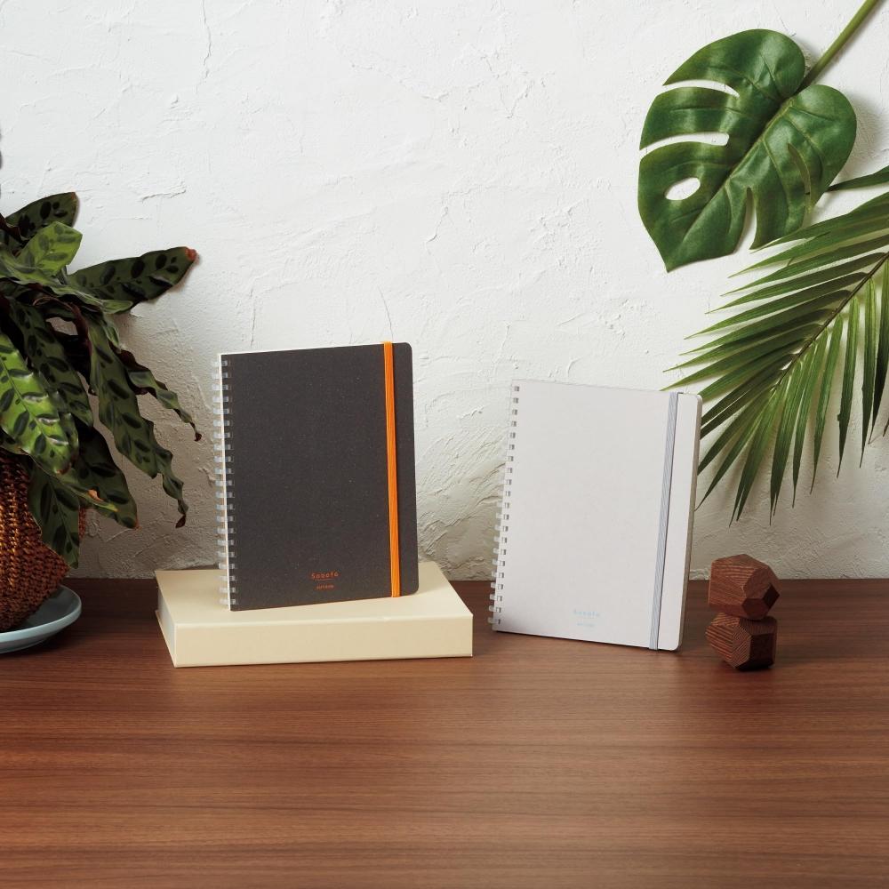 KOKUYO Note Soft Ring Note Sooofa B6 Deformovaná 4mm mřížka Černá S-SE748S4-D