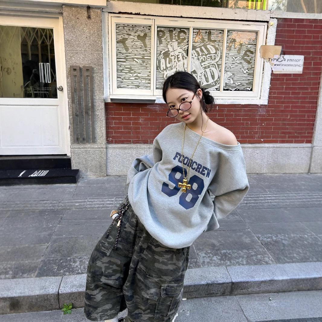 

Retro Digital Jersey Loose Casual Plus Velvet Slanted Shoulder Pullover Sweatshirt for Women s Autumn and Winter New Design Top XXL