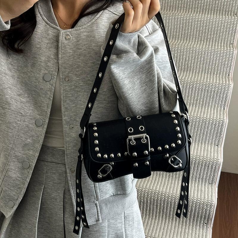 Bolsa de Axila Estilo Punk Tendência Bolsa de Axila Grande Capacidade Bolsa de Mão Estilo Vintage Bolsa de Ombro com Design de Rebites Para Mulheres