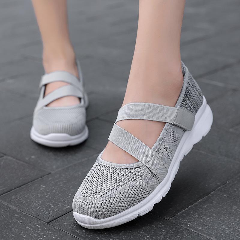 Large size spot women's shoes summer breathable lightweight flat shoes Velcro casual women's shoes mother shoes