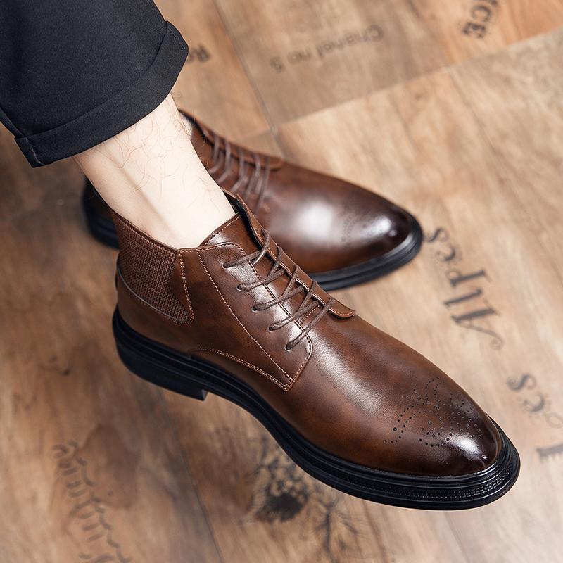 

Leather shoes men s new Korean version of British large size trendy business dress Brock flower casual nightclub platform men s shoes 38 чорний