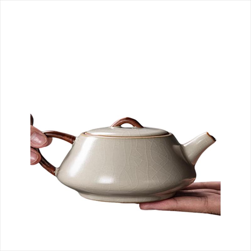 Lainuo Elegant Ru Kiln 13-Piece Chinese Tea Set
