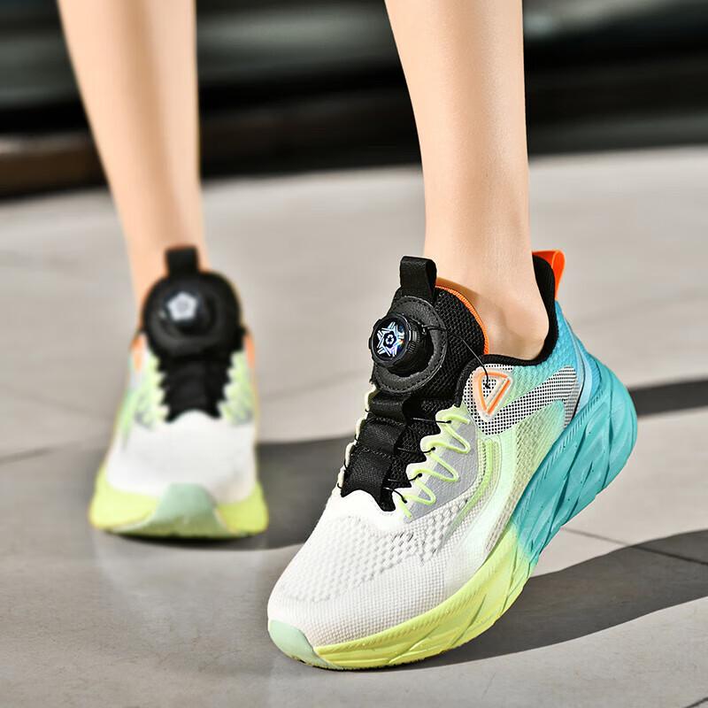 

Rotating button men s shoes spring and summer teenagers junior high school students ultra-light shock-absorbing running shoes spring and summe 36