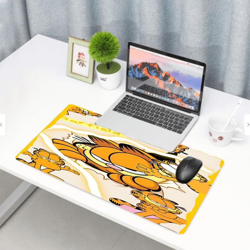 Garfield Print Mouse Pad, Anti‑Slip Desktop Keyboard Mat, for PC Laptop Gaming Working Daily Use, Cool Festival Surprise Gift