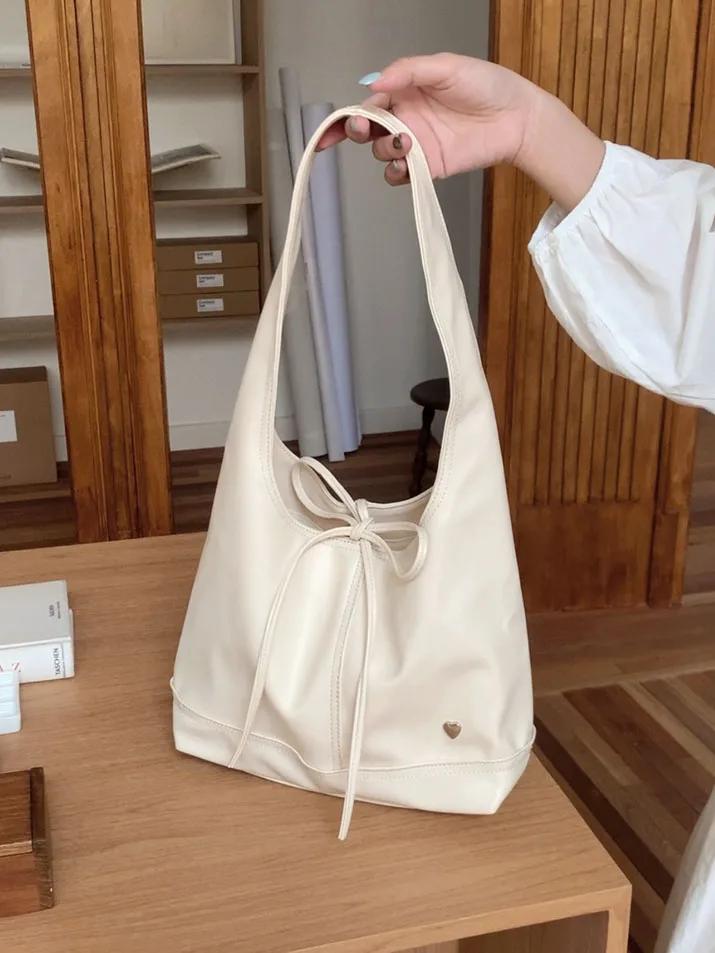 

Soft PU Leather Women s Commuter Shoulder Bags Casual Bowknot Female Tote Underarm Bag Solid Color Ladies Handbags with Purse бежевый