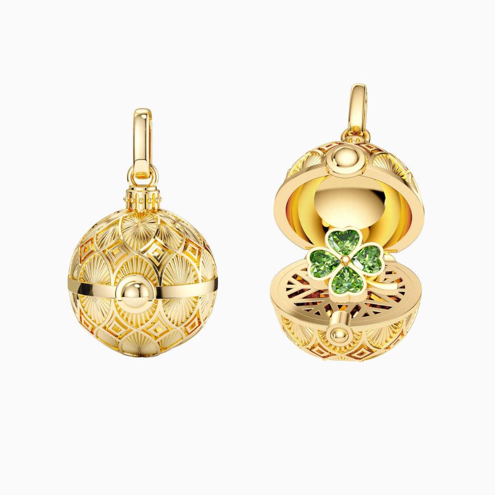 Fashionable retro style clover heart frog opening and closing circular women's necklace trend