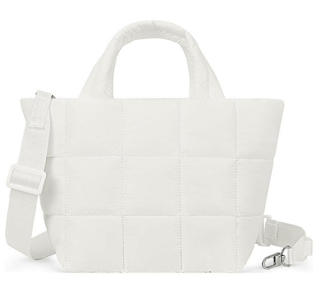 

The same handbag padded quilted fluffy messenger bag dual-purpose multi-functional bag 20 * 12 * 22CM