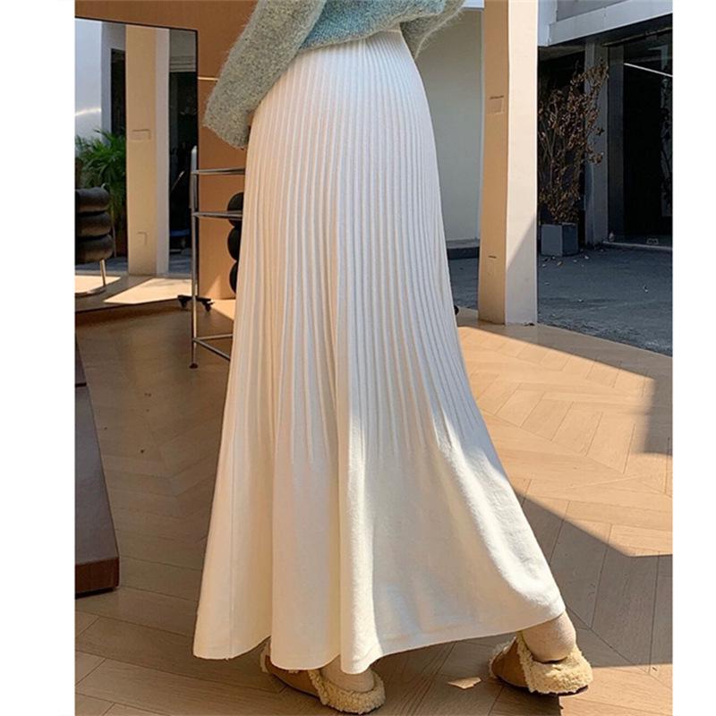 Off-White High-Waisted A-Line Pleated Knit Skirt for Petite Women - Autumn/Winter Korean Style