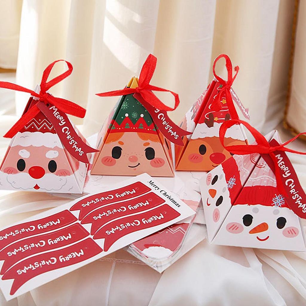 16 Pcs Christmas Treat Boxes Portable Candy Goody Container for Snacks Biscuits Cupcakes Chocolates Lollipops Party Favors