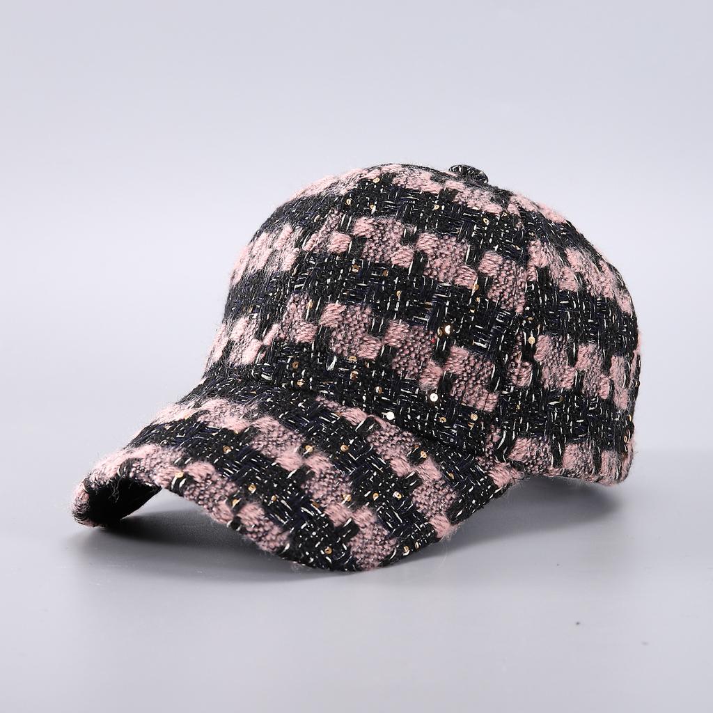 Qiandongge series baseball cap Xiaoxiangfeng black and white checkerboard British style hat spot batch