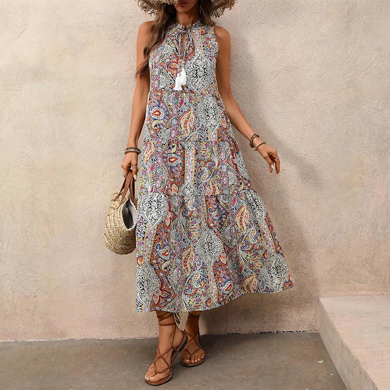 2026 TikTok-Inspired European and American Resort Style Sleeveless Tassel Dress for Women