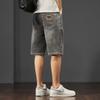 Pantaloncini di jeans da uomo, estivi sottili larghi dritti casual alla moda marca strappati cinque o sei divisione del lavoro pantaloni da uomo